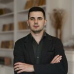 Єлісєєв Владислав Володимирович